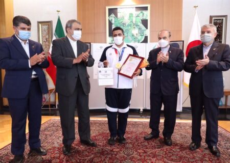 سفیر ایران از نخستین مدال‌آور طلایی ایران قدردانی کرد