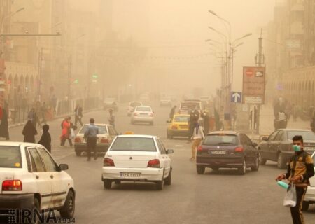 غلظت گرد و غبار ۱۲ شهر خوزستان همچنان بیش از حد استاندارد است
