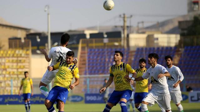 سرمربی تیم نفت مسجدسلیمان ۳ بازیکن را کنار گذاشت