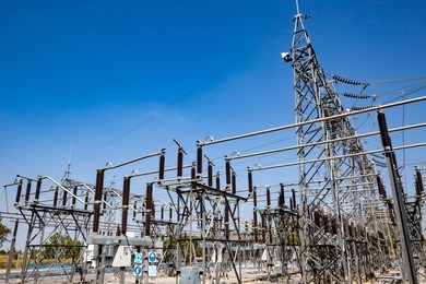 قطع برق ۹۹ مشترک اداری پرمصرف در خوزستان در روز گذشته