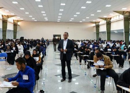 یک دانش آموز خوزستانی موفق به کسب رتبه تک رقمی کنکور شد