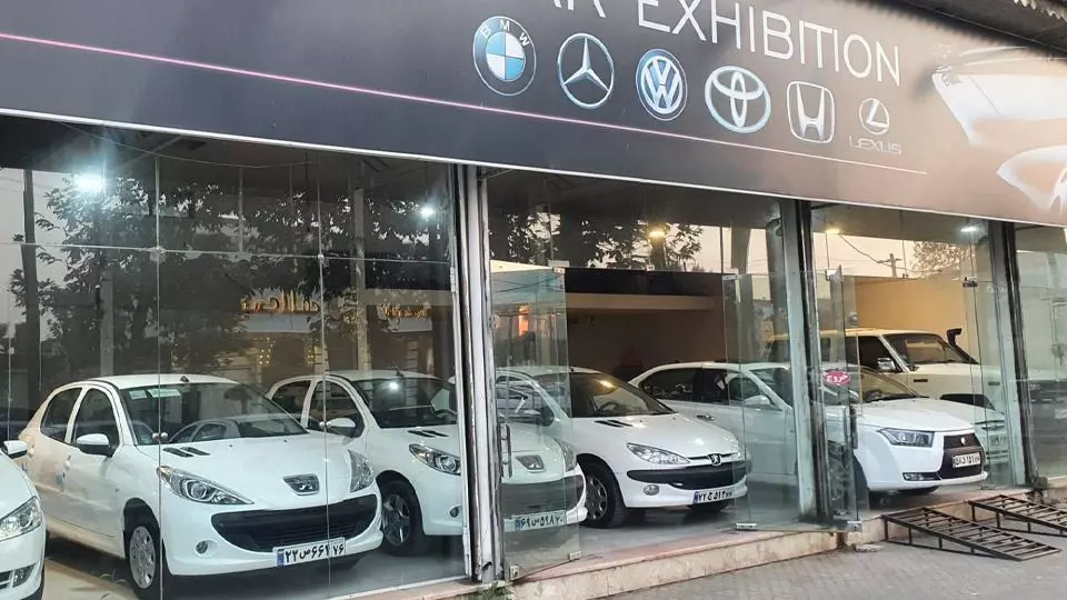 بازار خودرو زیر فشار افزایش قیمت‌های پیاپی؛ پرواز قیمت ها؛ مردم در تله خودروسازان و دلالان