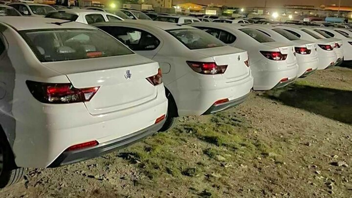 لاتاری خودرو ادامه دارد؛ ۱۰ میلیون نفر در صف خرید
