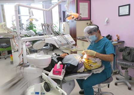 مُهر و موم ۳ مرکز دندانپزشکی غیرمجاز در مسجدسلیمان