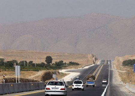 تکمیل آزادراه شیراز – اصفهان نیازمند دریافت عوارض از خودرو‌ها
