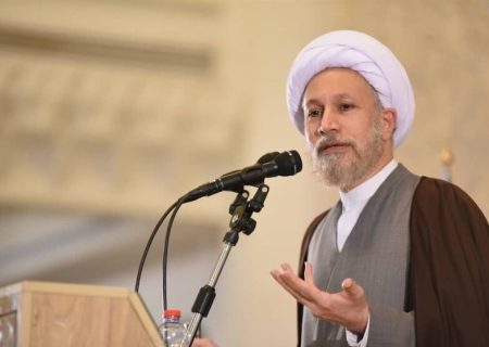 امام جمعه شیراز: تشکیل امت واحد اسلامی برای مقابله با زورگویی های دشمنان