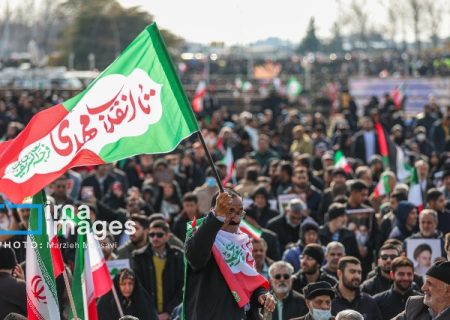 ۲۲ بهمن؛ رنگین کمان همدلی برای ایران زیبا/ تا آخر ایستاده‌ایم