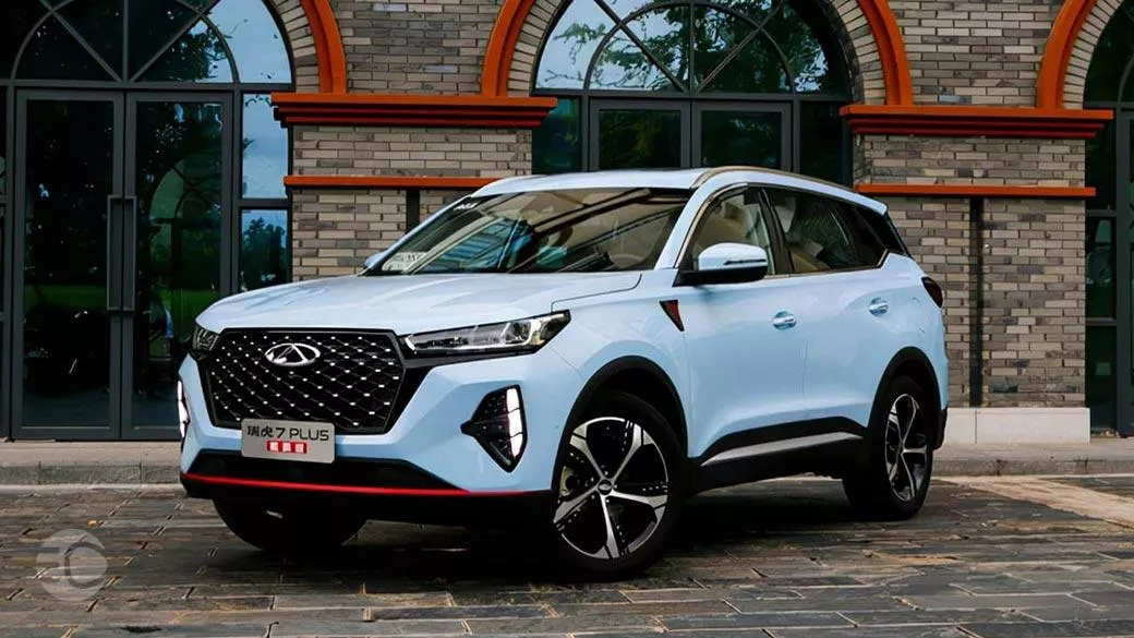 مافیای خودرو اجازه کاهش قیمت را نمی‌دهد/ چرا خودروسازها واردات انجام می‌دهند؟