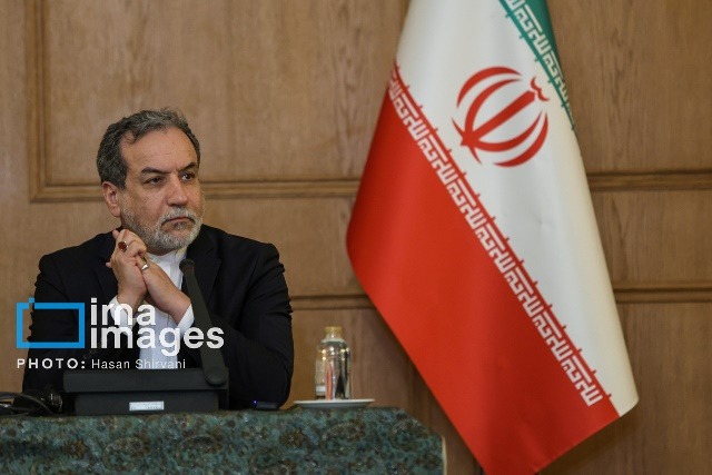 عراقچی: مذاکره تحت فشار را قابل بررسی هم نمی دانیم