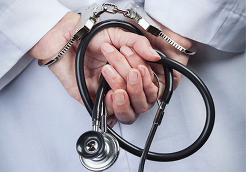 از سوی سازمان نظام پزشکی؛ اسامی پزشکان غیرمجاز و فاقد پروانه طبابت اعلام شد