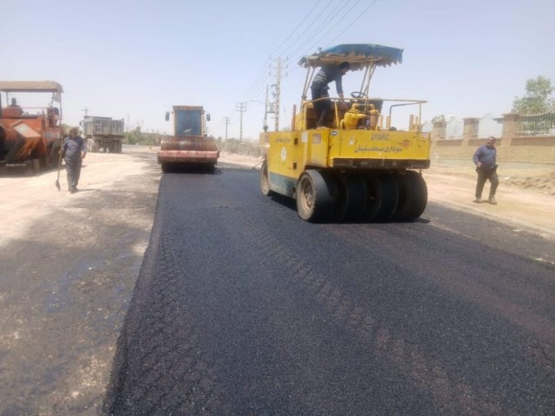 آغاز زیرسازی و آسفالت مرکز فنی و حرفه‌ای امام خمینی (ره)