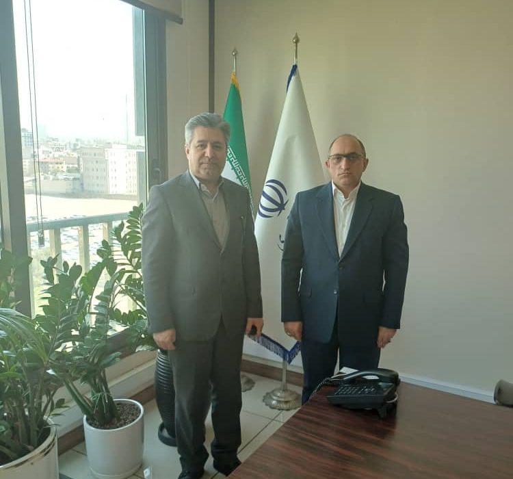 بررسی راهکارهای تأمین نیروی انسانی فرمانداری‌ها و بخشداری‌های تابعه استان فارس