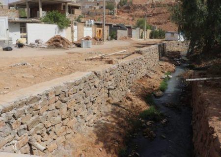 گامی دیگر در مسیر ایمن‌سازی معابر / دیوار حائل منطقه نفتک احداث شد