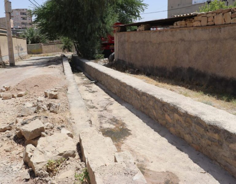 پاسخ به یک مطالبه قدیمی؛ احداث کانال هدایت آب‌های سطحی در محله ریل‌وی