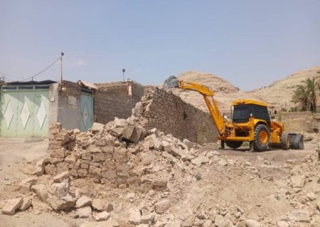 اجرای عملیات تعریض جاده شیخ مندنی با تخریب دیوار توسط شهرداری مسجدسلیمان