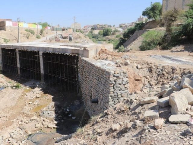 پُل مالجونکی در یک قدمی بهره‌برداری / پایان عملیات عرشه، آغاز اجرای دستک‌ها