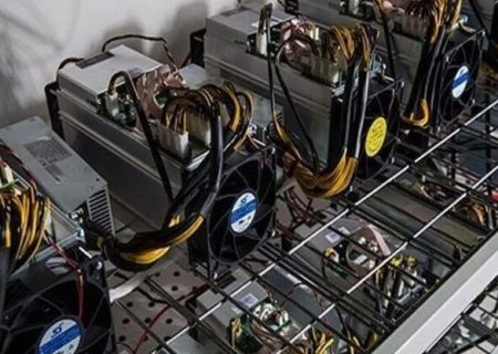 کشف بیش از ۵۰ دستگاه ماینر بدون مجوز در مرودشت