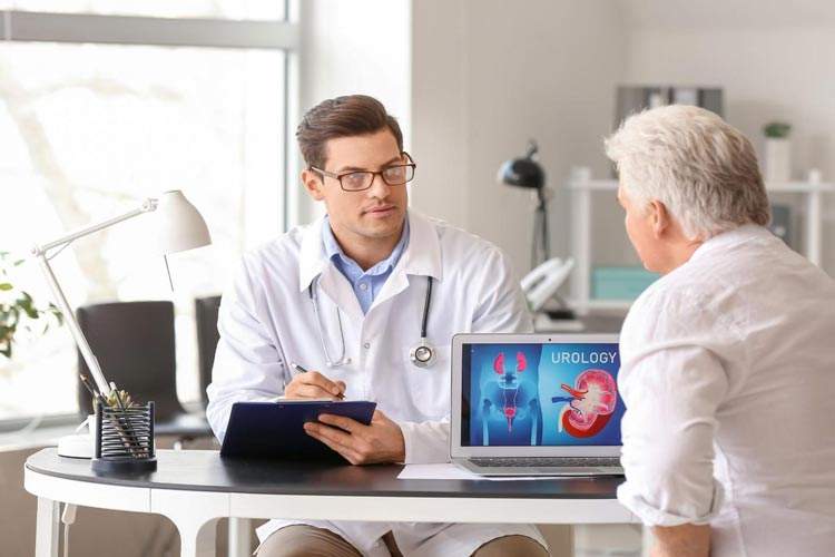 ۹ نشانه سرطان پروستات که مردان اغلب نادیده می‌گیرند