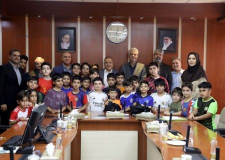 تقدیر از فرزندان ورزشکار کارکنان شرکت نفت فلات قاره ایران