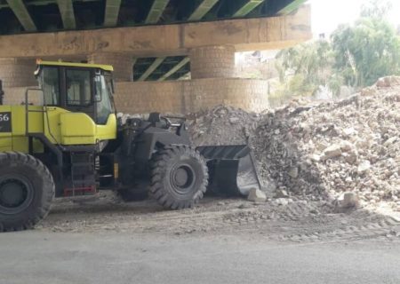 اجرای عملیات نخاله‌برداری و پاکسازی معابر در برخی مناطق شهری مسجدسلیمان