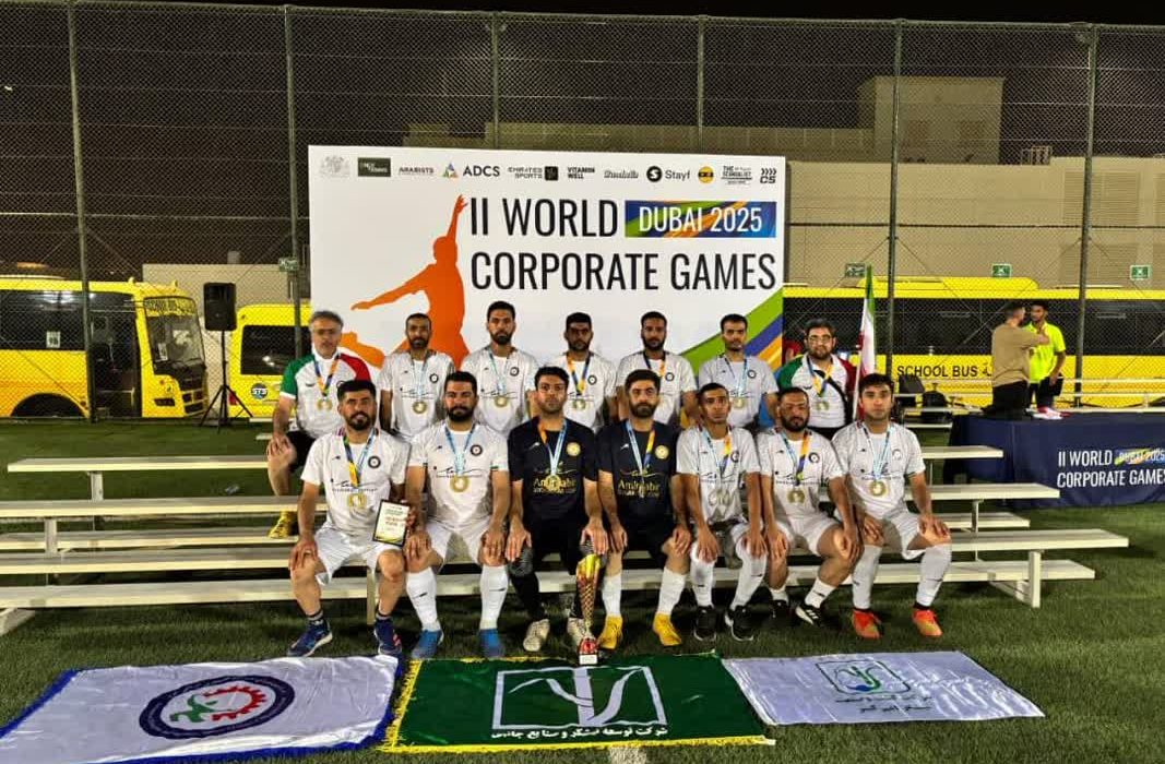 درخشش نماینده ایران در مسابقات جهانی فوتبال کارگری جهان؛ نیشکر قهرمان جهان شد