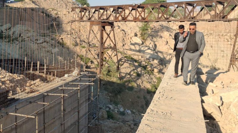 بازدید شهردار مسجدسلیمان از مراحل پایانی پروژه پل مالکریم