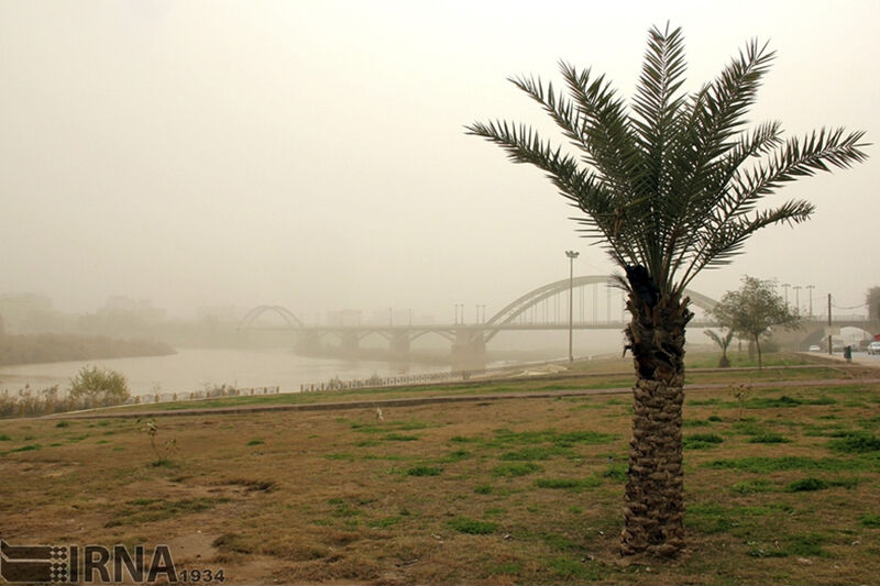 ورود سامانه بارشی و گرد و خاک به خوزستان