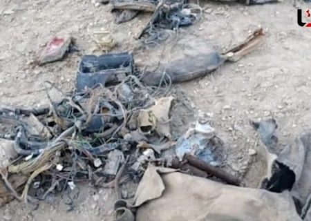 کشف سواری پژو با جمجمه و اسکلت انسان پس از ۱۵ سال در حوالی اهواز / خودرو و جسد از زیرِ زمین بیرون کشیده شد