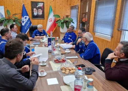 بررسی راهکارهای فنی افزایش تولید و دستیابی به اهداف صنعت نفت در منطقه عملیاتی خارگ