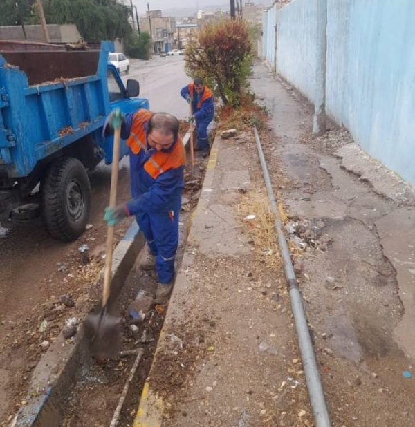 اقدامات فوری شهرداری مسجدسلیمان برای رفع نقاط آبگیر پس از بارندگی شدید