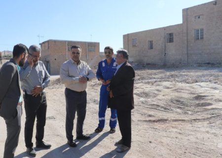 پروژه چمن مصنوعی کاروانسرا زیر ذره‌بین شهردار مسجدسلیمان