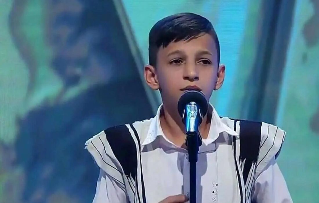 فیلم آوازخواندن سوزناک آرمان امیدی به یاد خواهرش