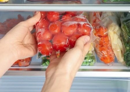 این خوراکیها را هرگز در یخچال نگذارید