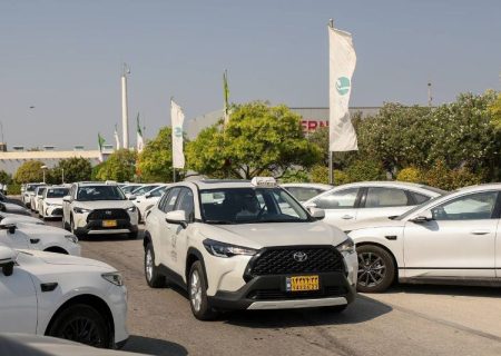 افزایش قیمت خودرو در بازار کار واسطه گران است/ تامین ورق های فولادی خودروسازان