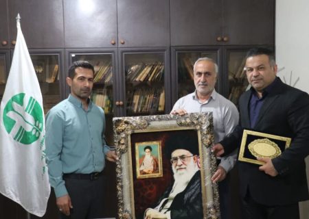 دیدار شهردار مسجدسلیمان و نایب رئیس شورای شهر با رئیس اداره حفاظت محیط زیست شهرستان